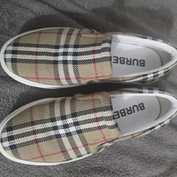 NEW BURBERRY THOMPSON LADIES BEIGE CHECK LOAFERS LOW TOP CASUAL SHOES 39.5/9.5