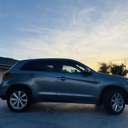 2014 Mitsubishi Outlander Sport (Clean Title)