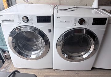 LG. WASHER. AND GAS DRYER