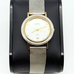 Skagen two tones watch, 28mm size case, 7.5in sizable bracelet 