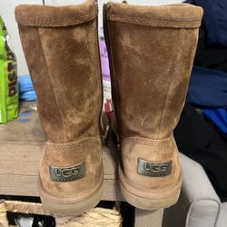 Woman’s Ugg Boots 