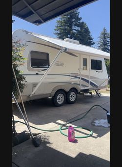 ADORABLE VINTAGE RV TRAILER