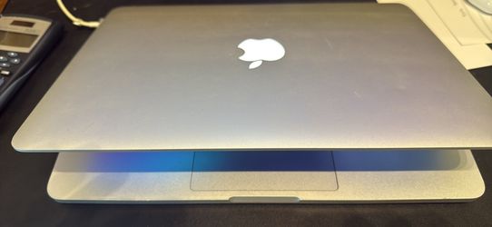 MACBOOK PRO 120$
