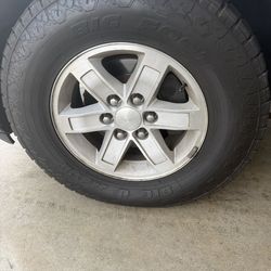 4x17 Inch Rims And Big Foot Tires