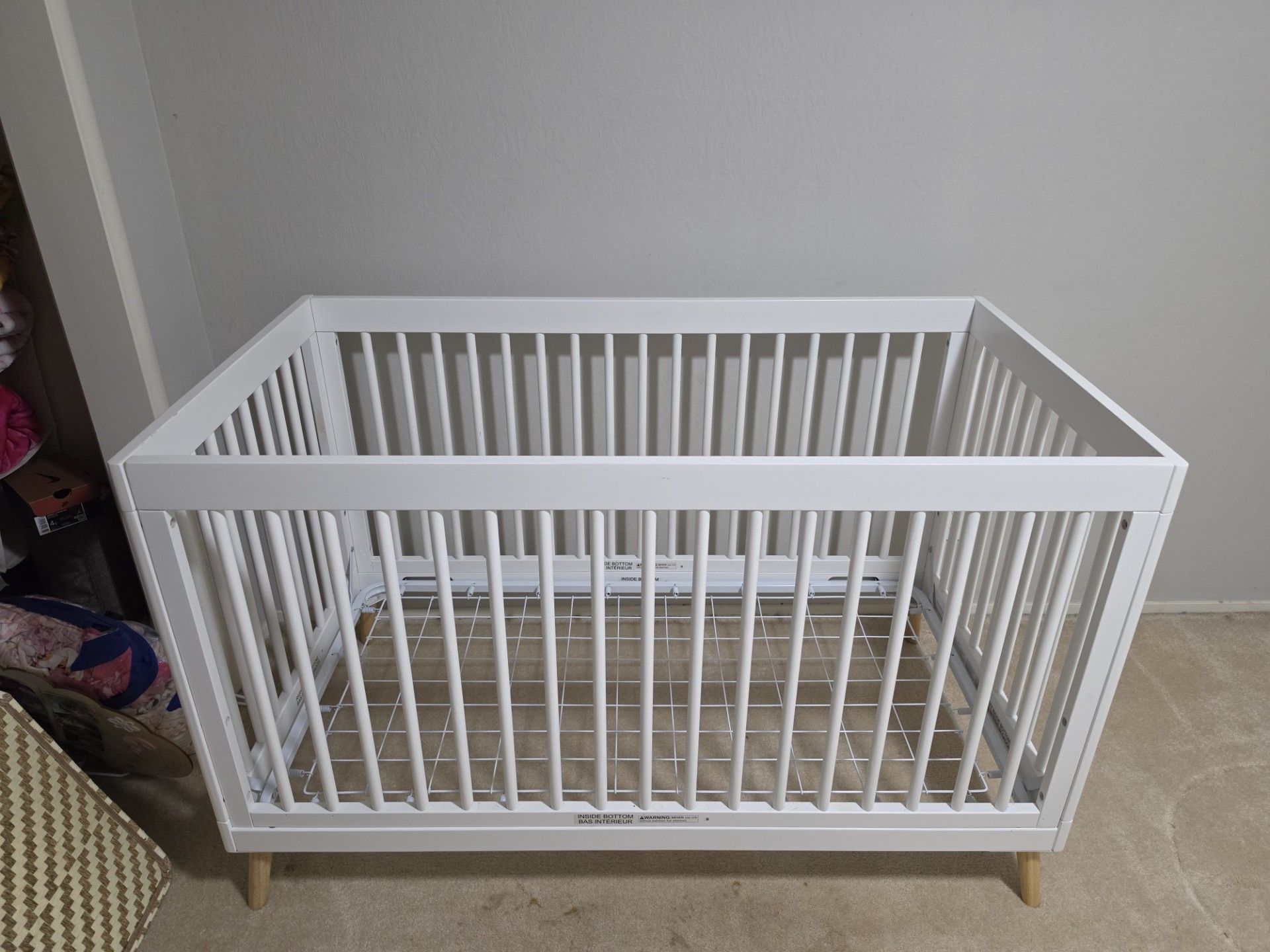 Baby crib