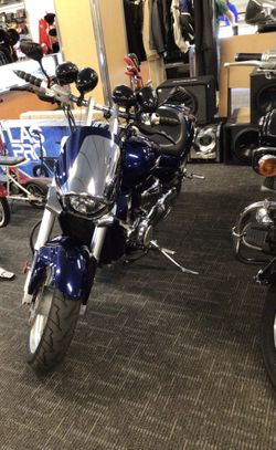 Suzuki Boulevard Motorcycle 