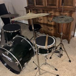 Rhythm Art 5 Piece Drum Set