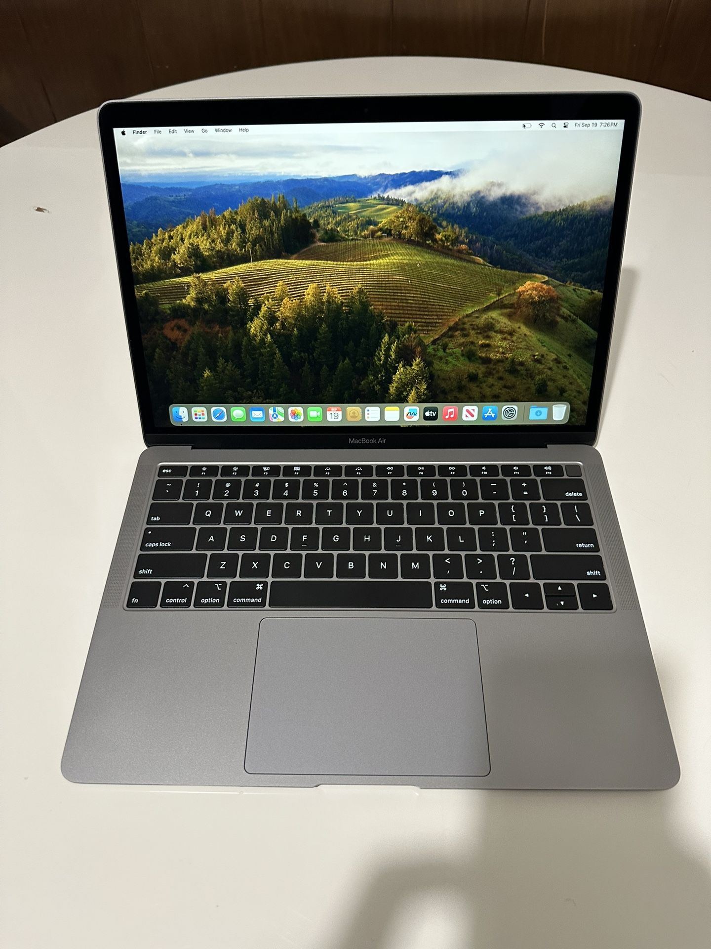 2019 Apple MacBook Air Retina i5 16GB 512GB Silver 2019