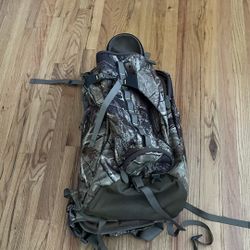 Badlands Frame Day Pack