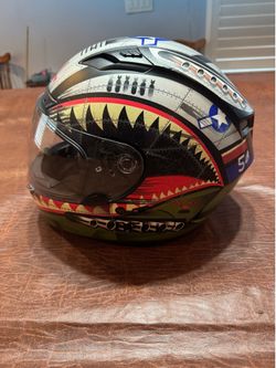Bell Full Face DLX medium motorcycle helmet