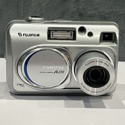Fujifilm FinePix A210 3.2MP 3x Optical Zoom Silver Compact Digital Camera
