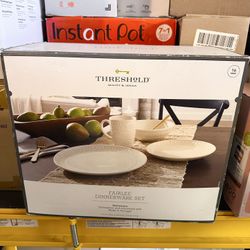 Threshold 16PCS Fairlee Dinnerware Set (Stoneware)