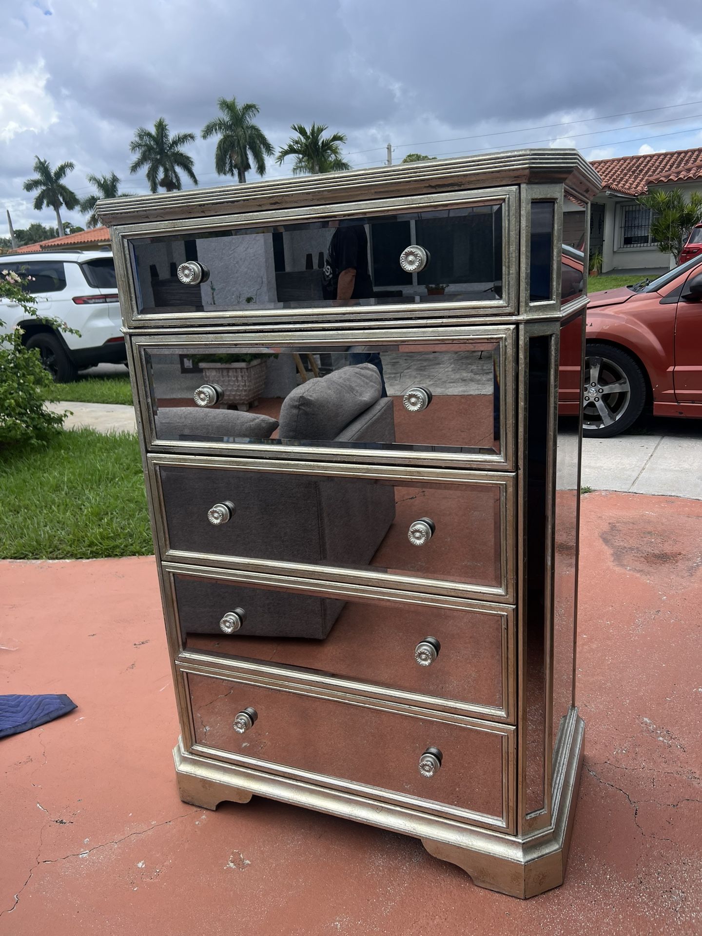 Mirror Dresser