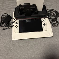 🎮 Nintendo Switch OLED 64GB (Like New) + Super Mario Bros Deluxe 🎮