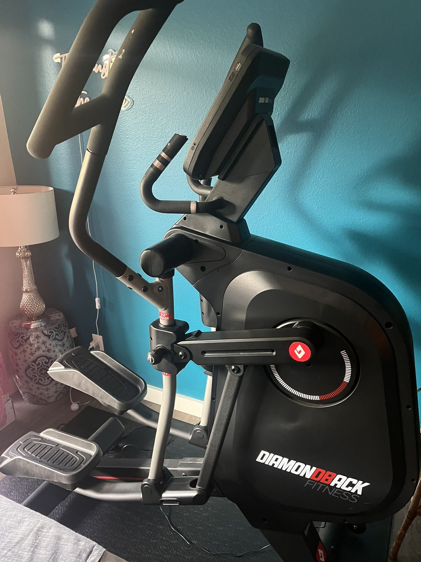 Diamondback elliptical Like New