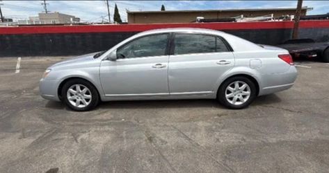 2005 Toyota Avalon