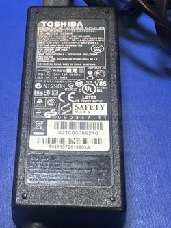 Toshiba Laptop AC Power Adapter PA3714U-1ACA