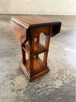 Absolutely  Cute Little Drop Leaf Table