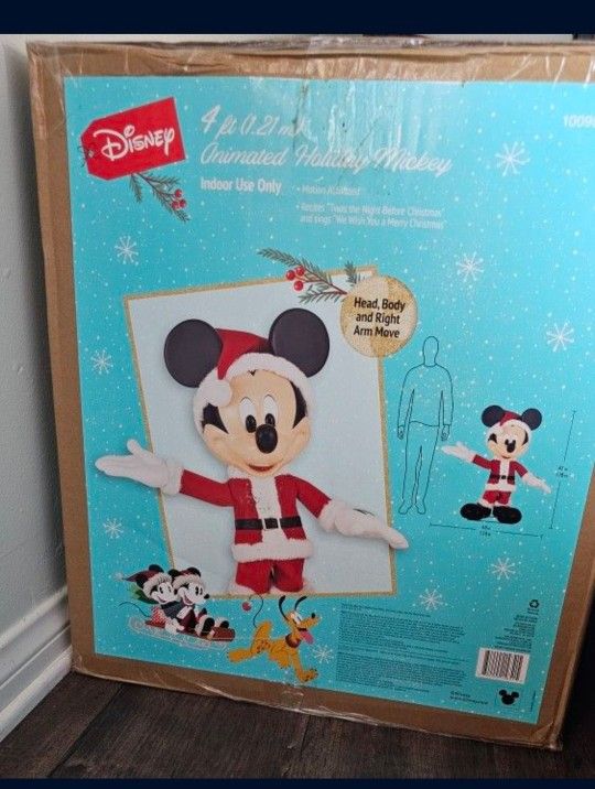 4FT DISNEY MICKEY SANTA ANIMATION