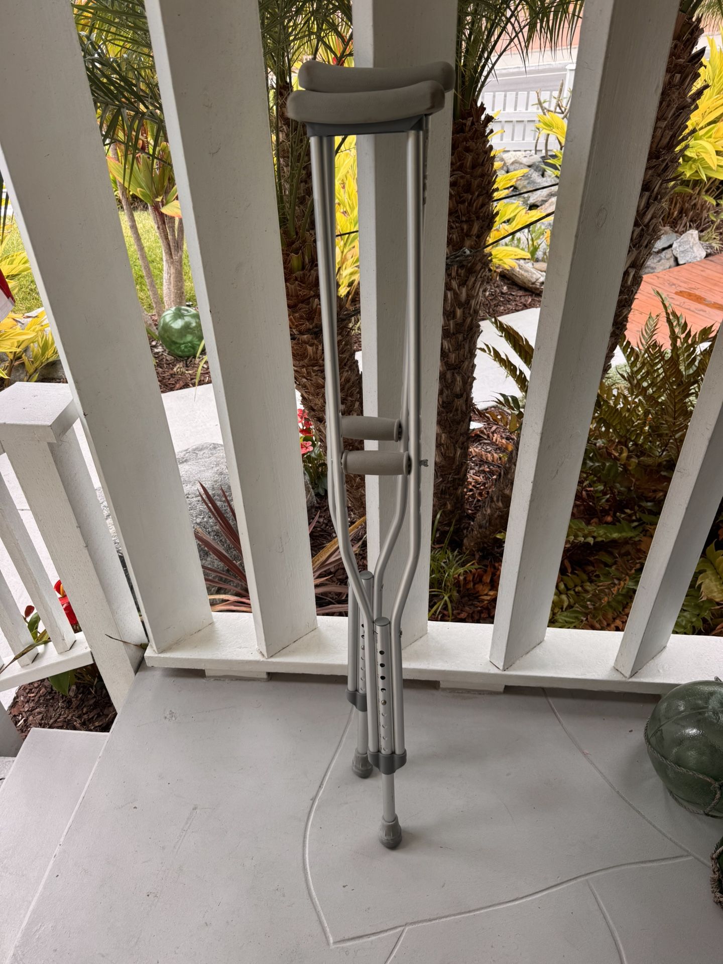 Crutches