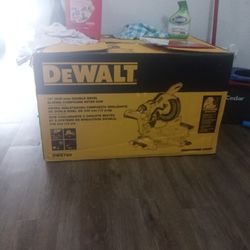 DeWalt Miter Saw 12 Inches