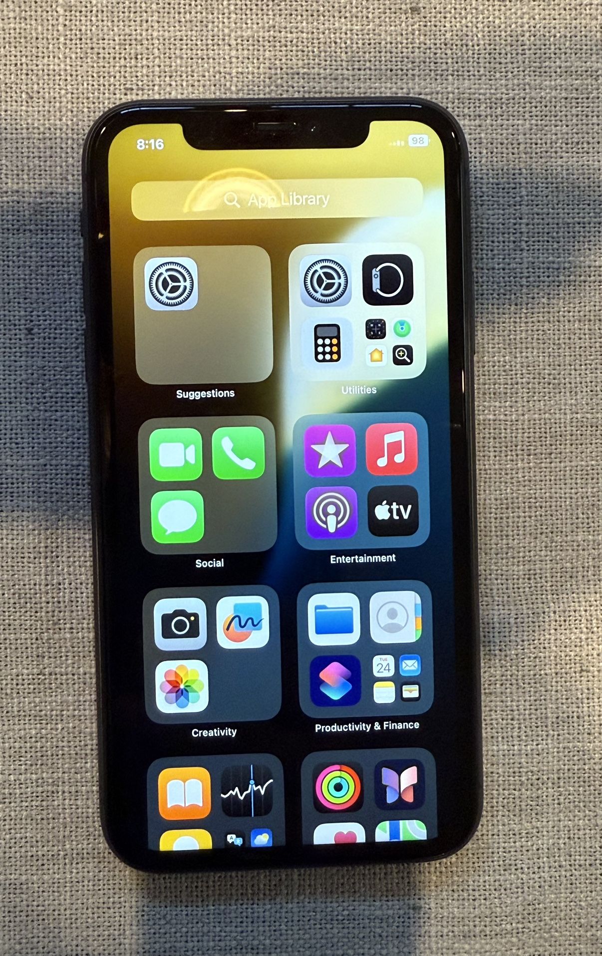 iPhone 11 - Unlocked.
