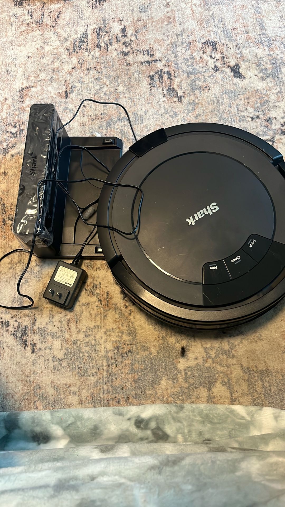 Shark Self Cleaning Robot