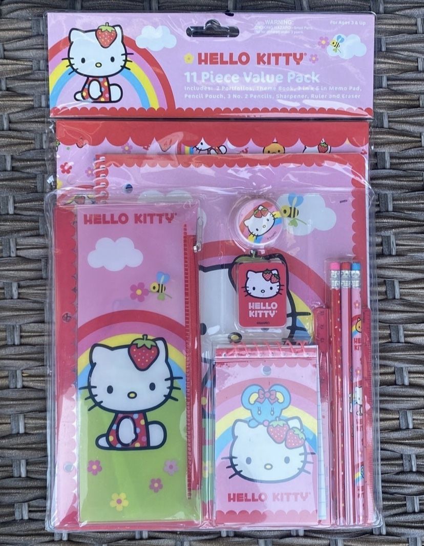 Hello Kitty 11 Piece Stationery Value Pack