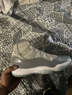 COOL GREY JORDAN 11s sizes9