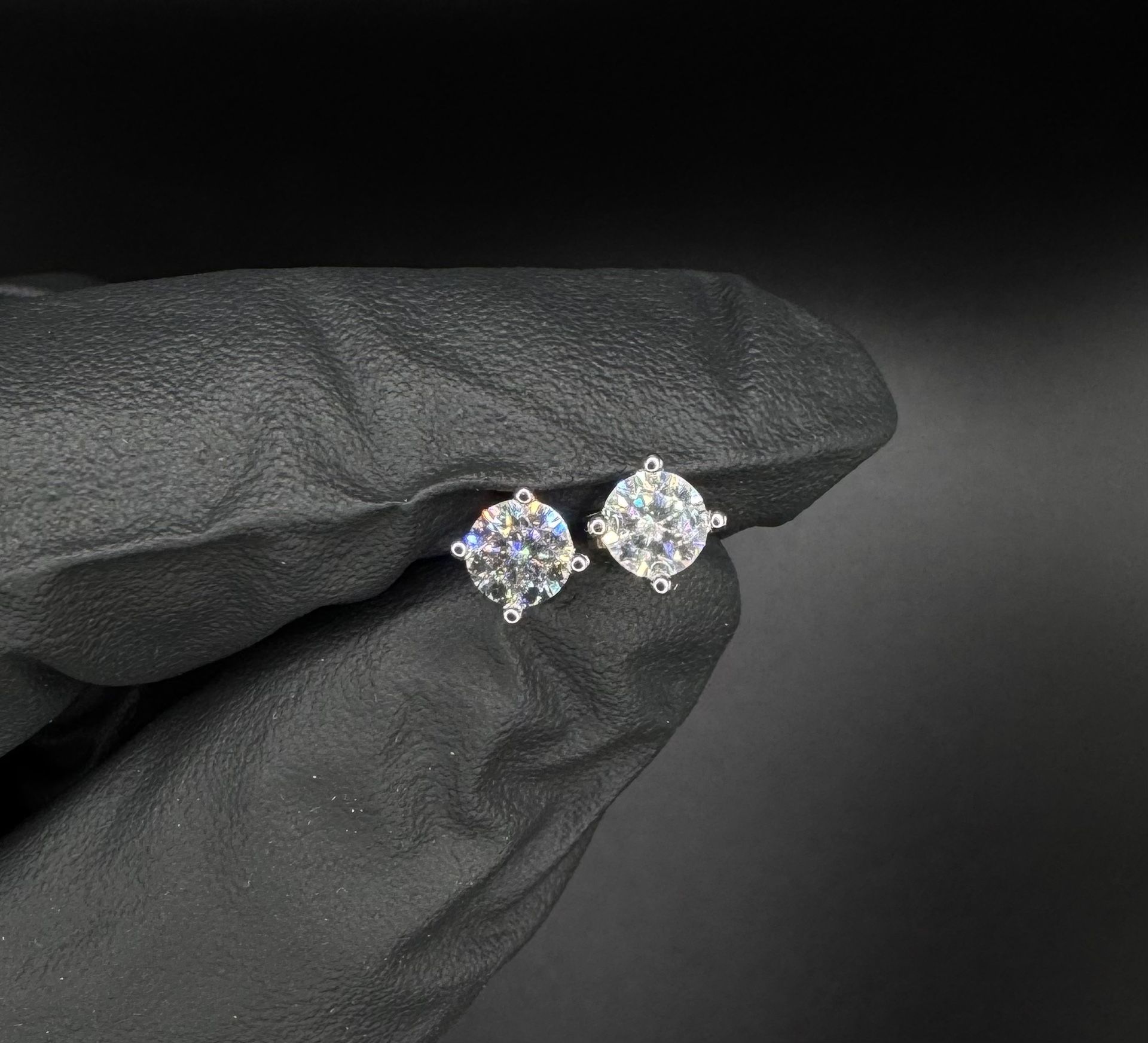 0.5 CT Moissanite Stud Earrings