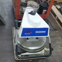 Dough Pro Pizza Press 