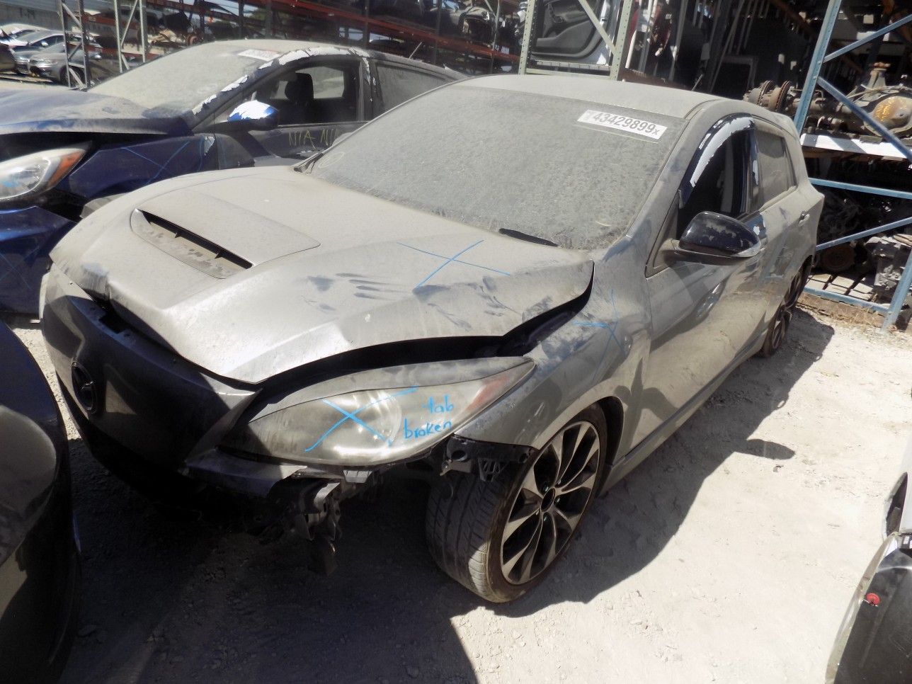 2013 Mazda 3 2.3L (Parting Out)