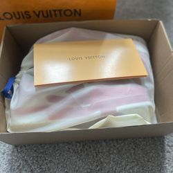 Lv Skate Size 8
