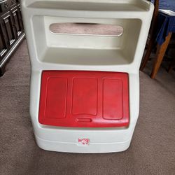 Step 2 Lift and Hide Toy Box Bookcase