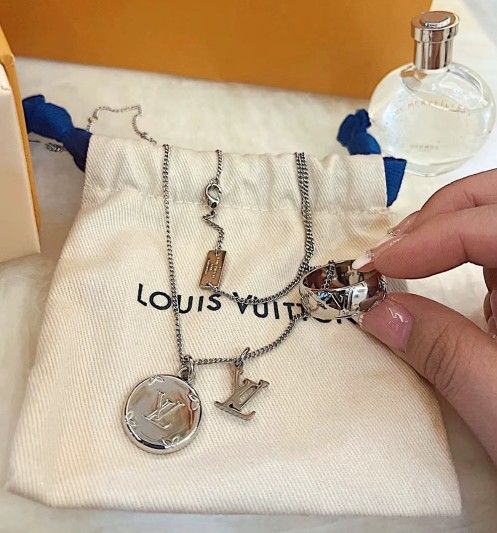 Pattern carving - Necklace Unisex Couple's Silver
