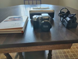 Kodak EasyShare Digital Camera, Z740 with printer