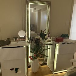 Vanity Mirror