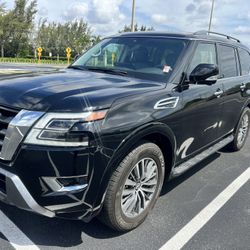 2021 Nissan Armada SL Loaded, Like New
