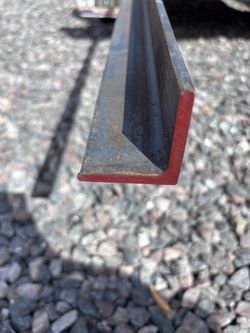 20’ Stick of 1-1/2”x 1-1/2”x1/4”  Angle Iron - I can cut for you, I can help load.