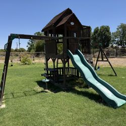FREE Play Set!!!!!!