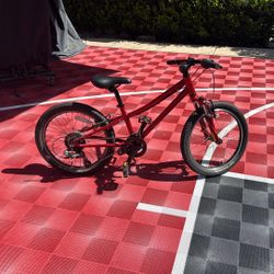Specialized Hotrock 20 Candy Red/Rkt Red