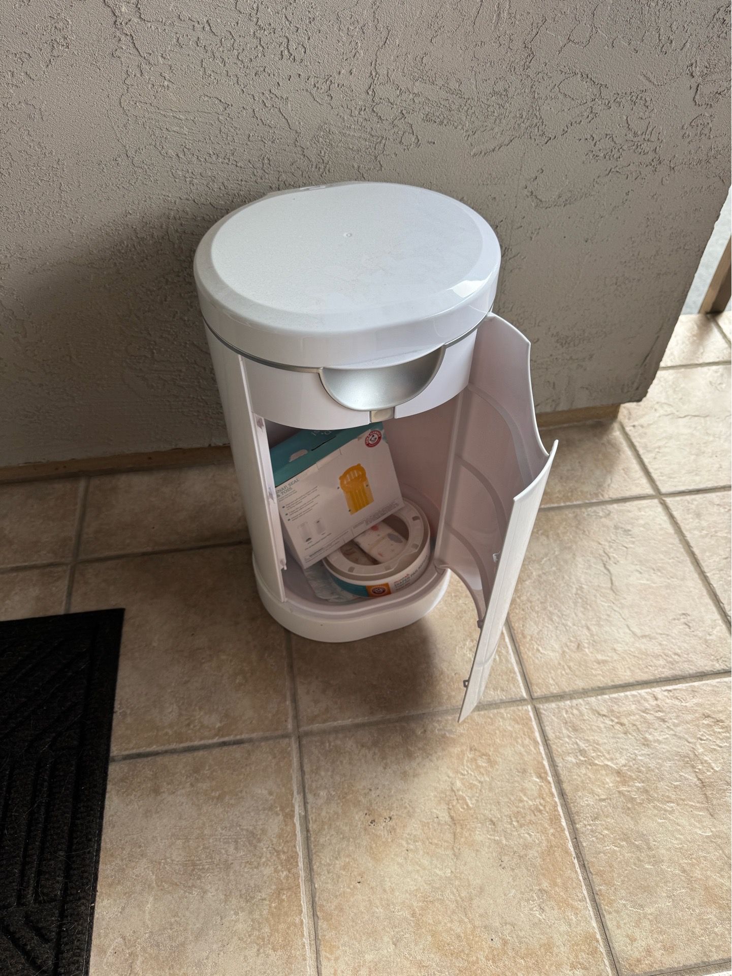 Munckin diaper genie