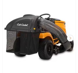 
Cub Cadet
Original Equipment 42 in. and 46 in. Double Bagger for XT1 and XT2 Series Riding Lawn Mowers (2015 and After)
