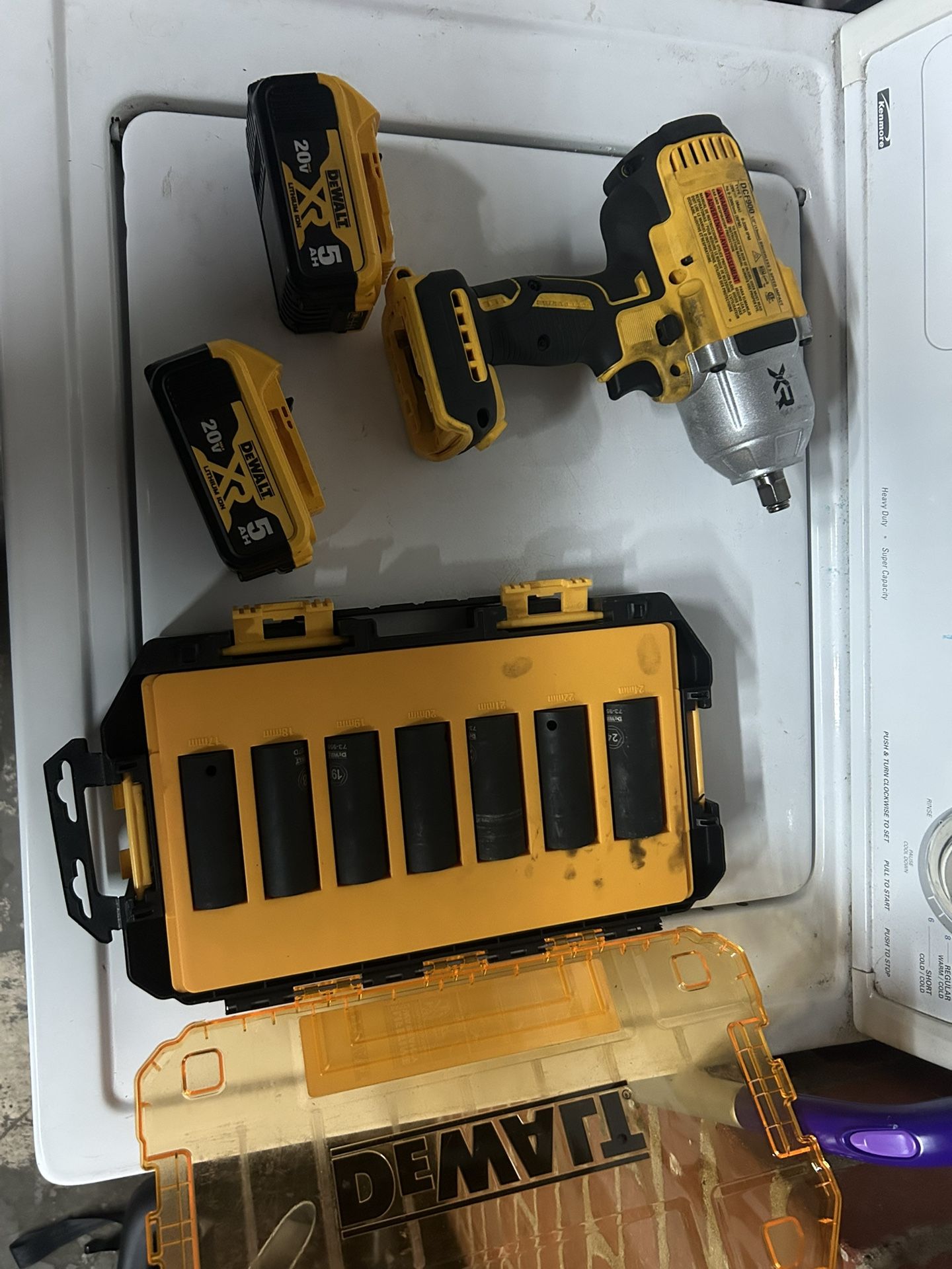 Dewalt Power Drill With Sockets Battery’s And Charger 