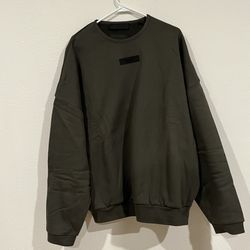 XL Fear Of God Essentials Crewneck 