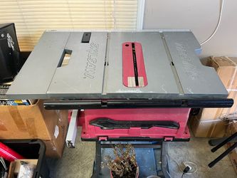 Skilsaw Table Saw w/Folding Stand