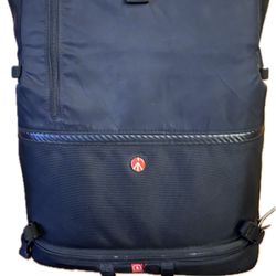 Manfrotto Advanced Camera and Laptop Black Backpack Tri L for DSLR.