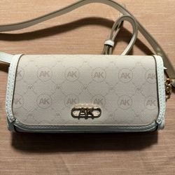 Ann Klein Crossbody bag
