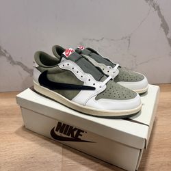 Travis Scott Medium Olive