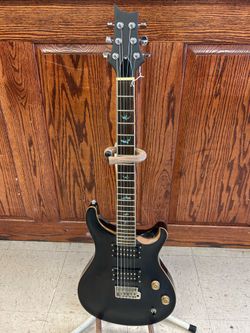 PRS PE 6 string night black guitar